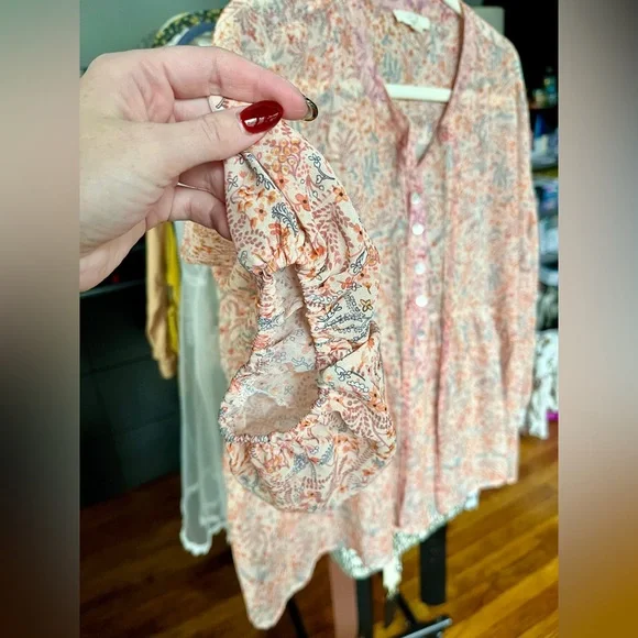 Easel Flowy Floral Blouse Pink and Peachy Orange Small Fits Bigger - Picture 7 of 12
